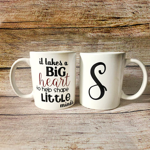takes-a-big-heart-to-shape-little-minds-teacher-coffee-mug